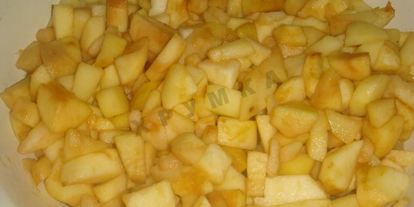 Шаг 3: яблочного пюре со сгущенкой