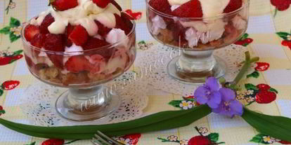 Шаг 7: клубничного десерта с зефиром