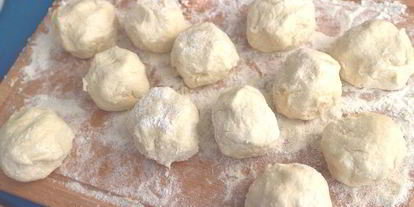 Шаг 13: абрикосовых клецек из вахау