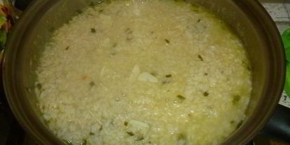 Шаг 2: аранчинь с горошкома и крабовыма мясома