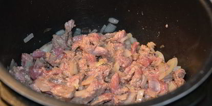 Шаг 5: азу по-татарски в мультиварке