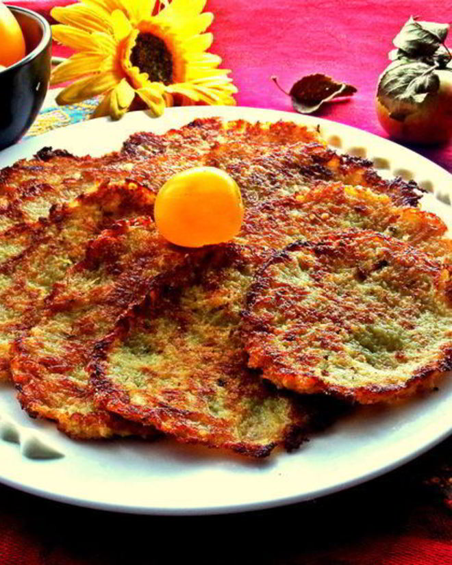 Рецепт драников из картофеля, кабачка и яблока