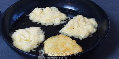 Шаг 11: драников с луком