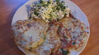 Рецепт Драников с селедочным салатом