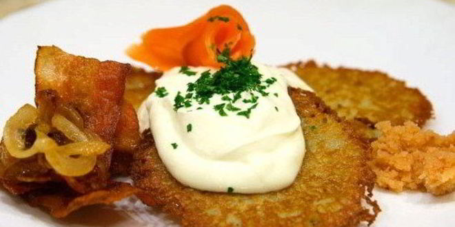 Рецепт драников с сыром и чесноком