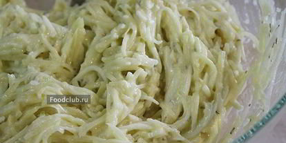 Шаг 1: драников со сметано-грибным соусом