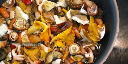 Шаг 2: драников со сметано-грибным соусом