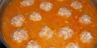 Шаг 13: фрикаделек ежики с овощами