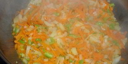 Шаг 8: фрикаделек ежики с овощами