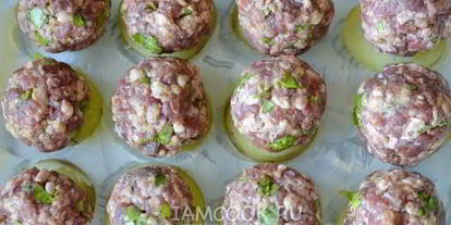 Шаг 12: фрикаделек по-шведски под французским соусом