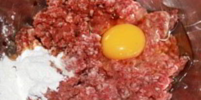 Шаг 1: фрикаделек под соусом