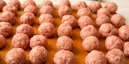 Шаг 5: фрикаделек с ананасами в кисло-сладком соусе