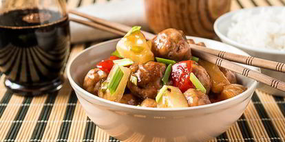 Шаг 14: фрикаделек с ананасами в кисло-сладком соусе