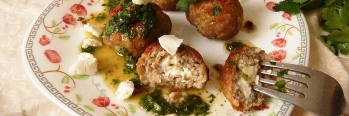 Рецепт Фрикаделек с фетой и соусом чимичурри