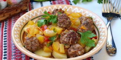 Шаг 6: фрикаделек с овощным соусом