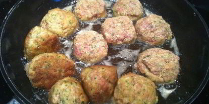 Шаг 1: фрикаделек с пармезаном