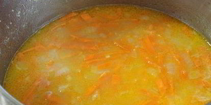 Шаг 4: фрикаделек в луково-морковном соусе по-мадридски