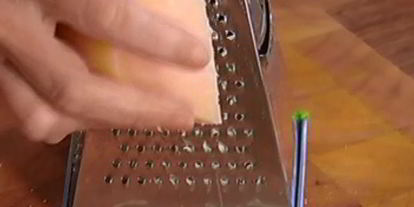 Шаг 1: макарон с фрикадельками и моцареллой