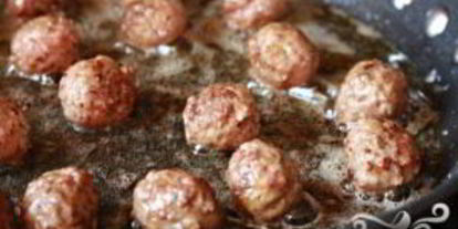 Шаг 1: пасты альфредо с фрикадельками