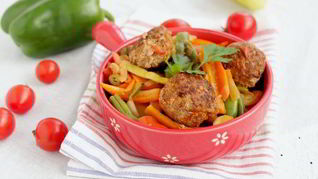 Рецепт Соте со стручковой фасолью и фрикадельками