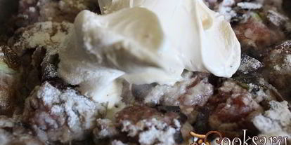 Шаг 4: спагетти с фрикадельками в сметанно-грибнома соусе