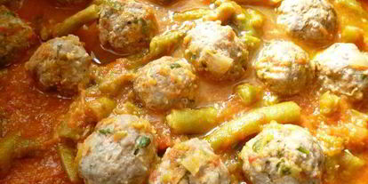 Шаг 8: спаржевой фасоли с фрикадельками в пикантном соусе