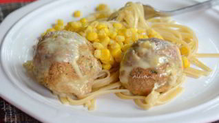 Рецепт Сырных куриных фрикаделек