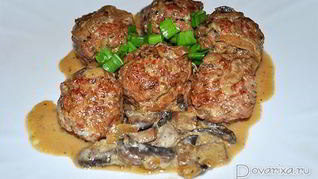 Рецепт Тушеных фрикаделек в грибном соусе