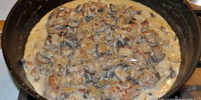 Шаг 5: тушеных фрикаделек в грибном соусе