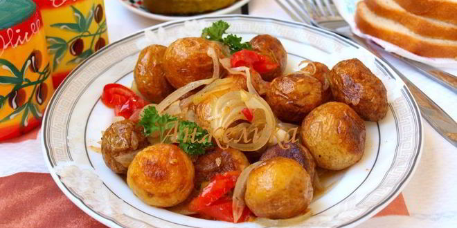 Рецепт Гарнира из молодого картофеля в сковороде