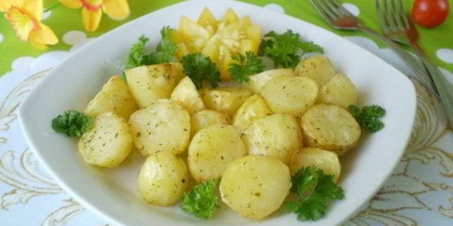 Рецепт картофеля кусочками в духовке