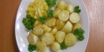 Шаг 6: картофеля кусочками в духовке