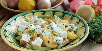 Шаг 8: картофеля с сыром по-гречески