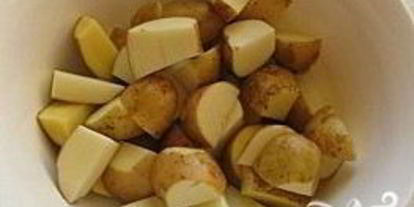 Шаг 1: картофеля в рукаве в духовке