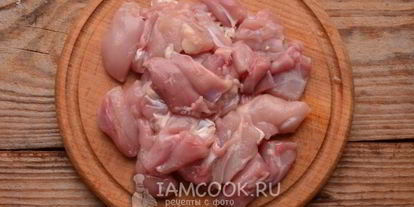 Шаг 2: картошки с курицей, сыром и майонезом в духовке