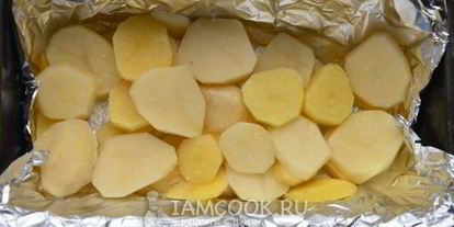 Шаг 5: картошки с курицей, сыром и майонезом в духовке