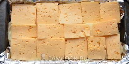 Шаг 9: картошки с курицей, сыром и майонезом в духовке