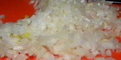 Шаг 1: мятой картошки с тушенкой