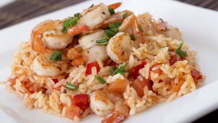 Рецепт Риса с креветками, луком и болгарским перцем