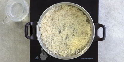 Шаг 2: риса с кукурузой и зеленым горошком