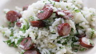 Рецепт Риса с острыми колбасками