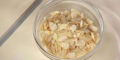 Шаг 2: скордальи с жареной треской