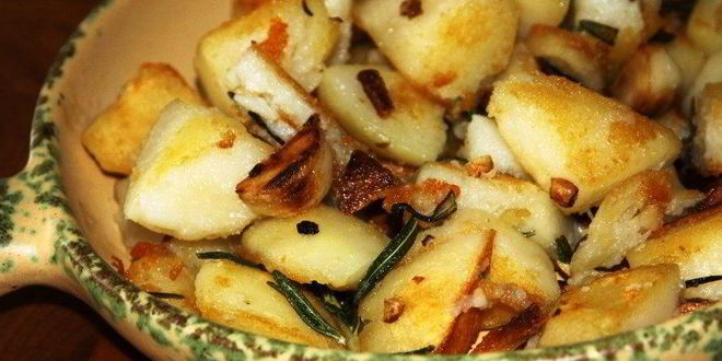 Рецепт жареного картофеля с розмарином