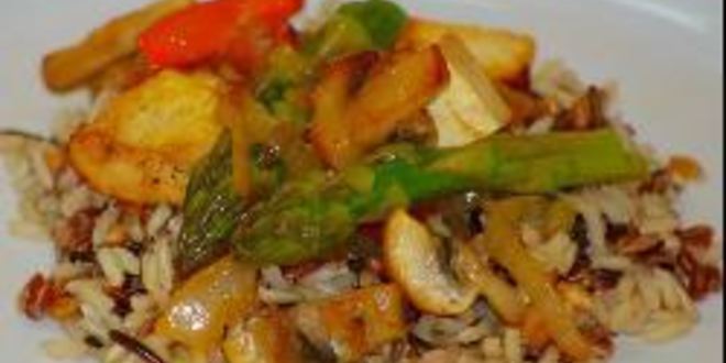 Рецепт жареного риса с тофу и спаржей