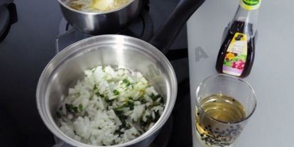 Шаг 7: долмы из баранины и булгура под мятным соусом