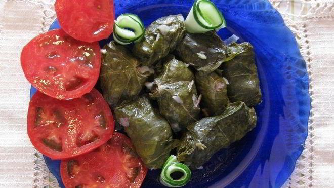 Рецепт Долмы из свежих листьев винограда