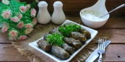 Шаг 7: долмы в виноградных листьях