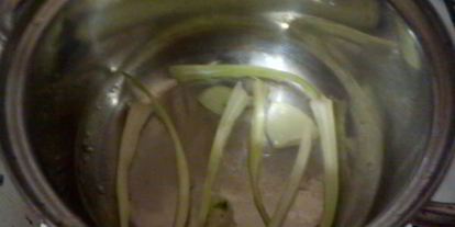 Шаг 8: голубцов с айвой и яблоком