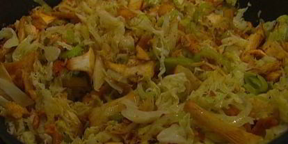 Шаг 5: голубцов с лисичками и пореем