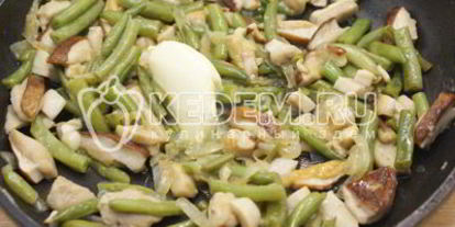 Шаг 5: белых грибов со стручковой фасолью